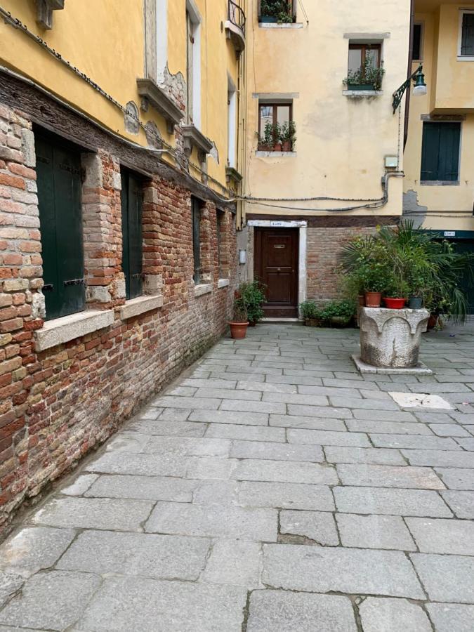 Luna Di Miele Apartment Venesia Bagian luar foto